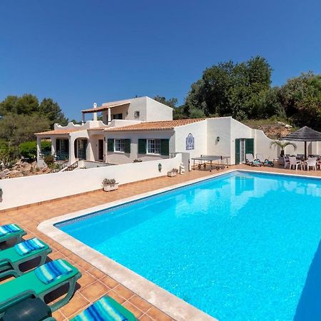 Casa Ouricos Large Pool Bbq Walk To Beach 카르보에이루 외부 사진