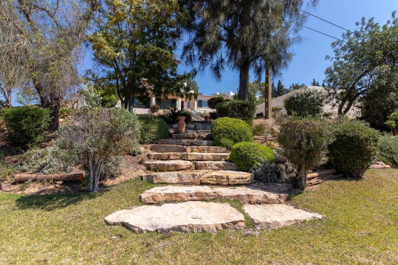 Casa Ouricos Large Pool Bbq Walk To Beach 카르보에이루 외부 사진
