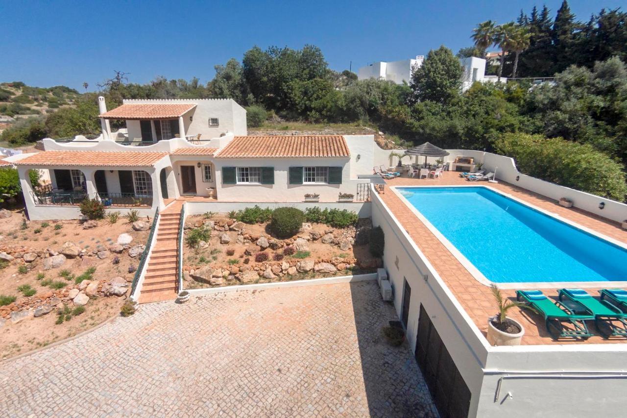 Casa Ouricos Large Pool Bbq Walk To Beach 카르보에이루 외부 사진